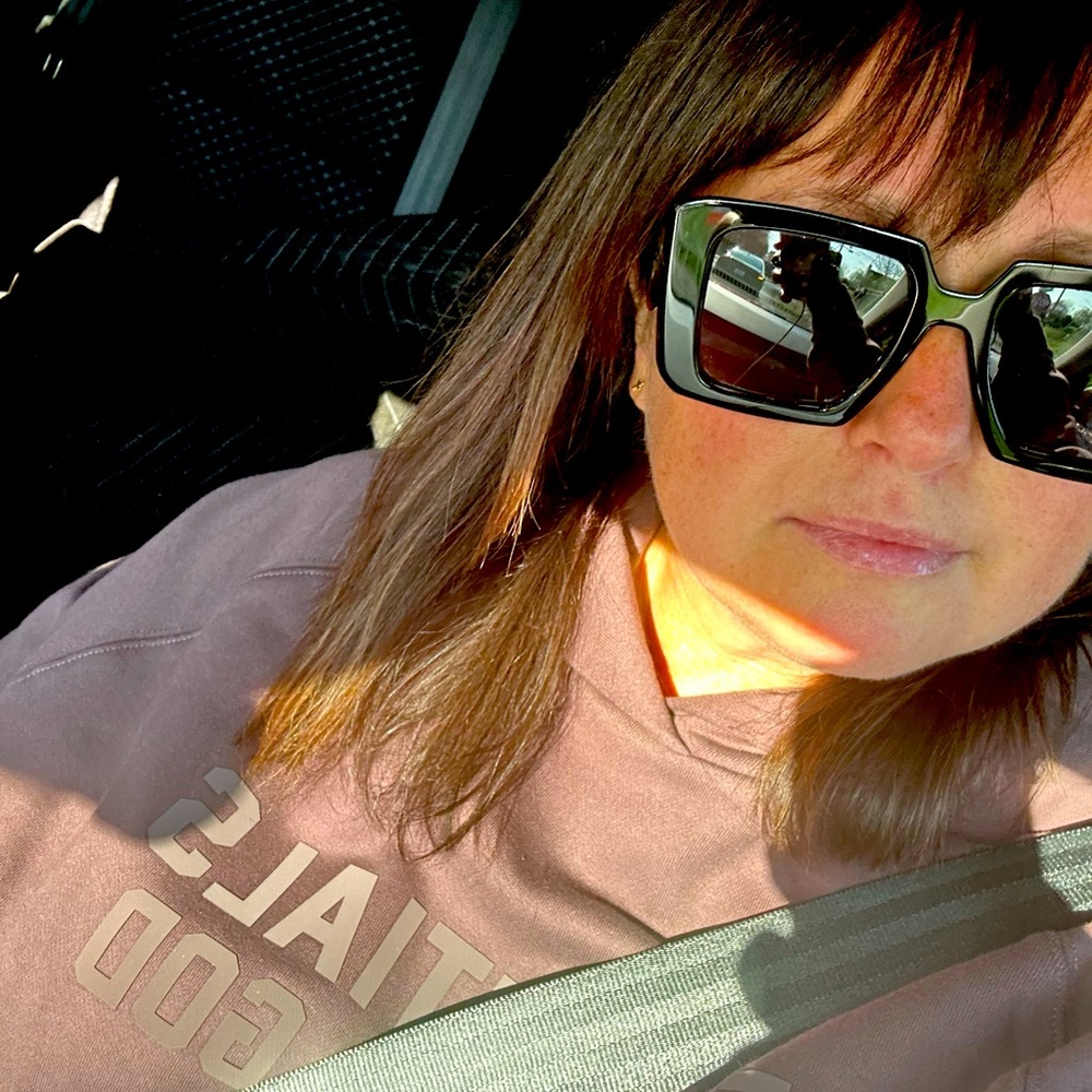 Meet your Posher, Tina